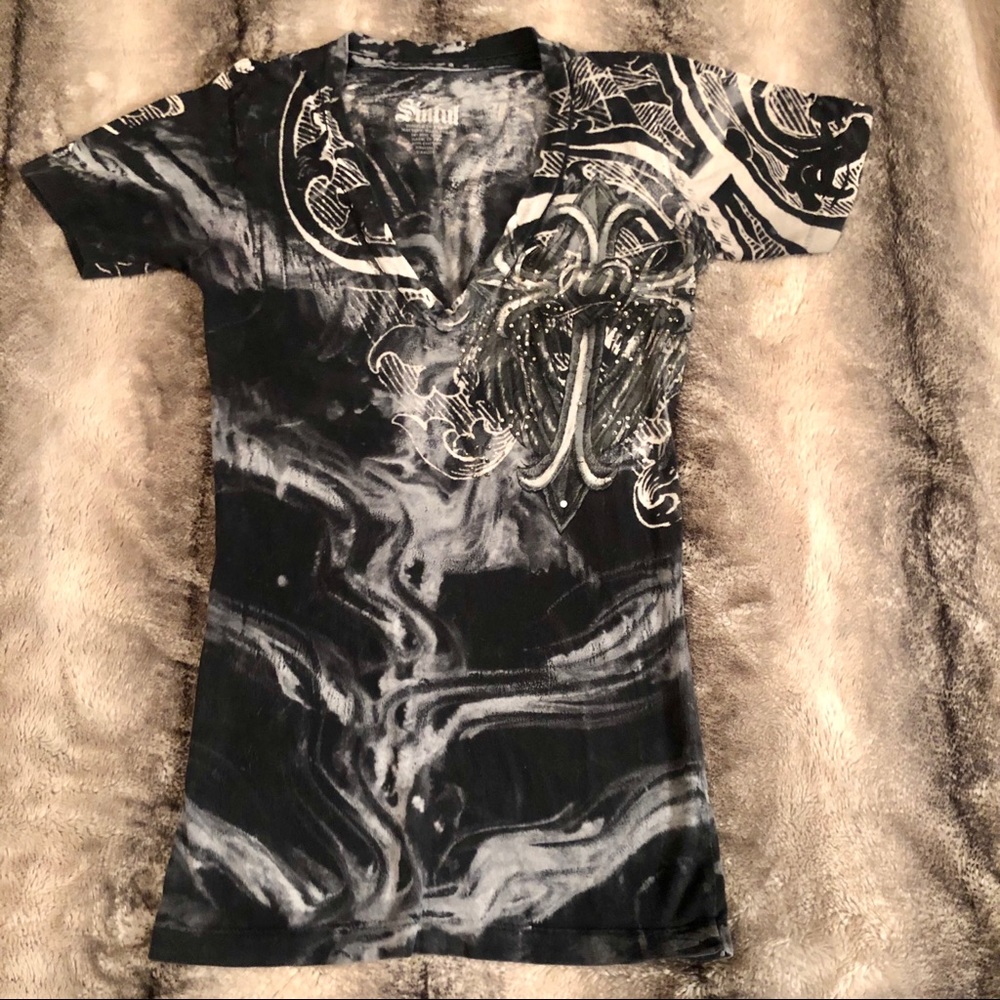 Sinful women’s V-cut shirt